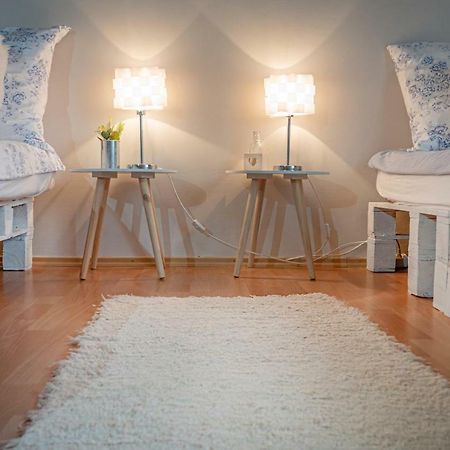 Vadszőlő Apartmanház Gyomaendrőd Esterno foto